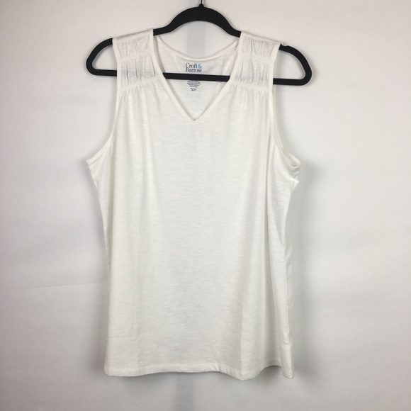 Croft & Barrow Tank - Picture 1 of 4